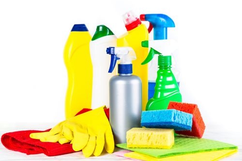 Wiosenne porządki. TOP 5 najlepszych środków do sprzątania domu